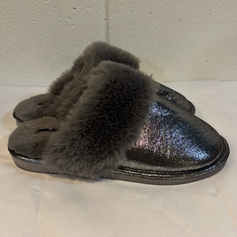 Nine West Metallic Charcoal Gray Faux Fur Slippers